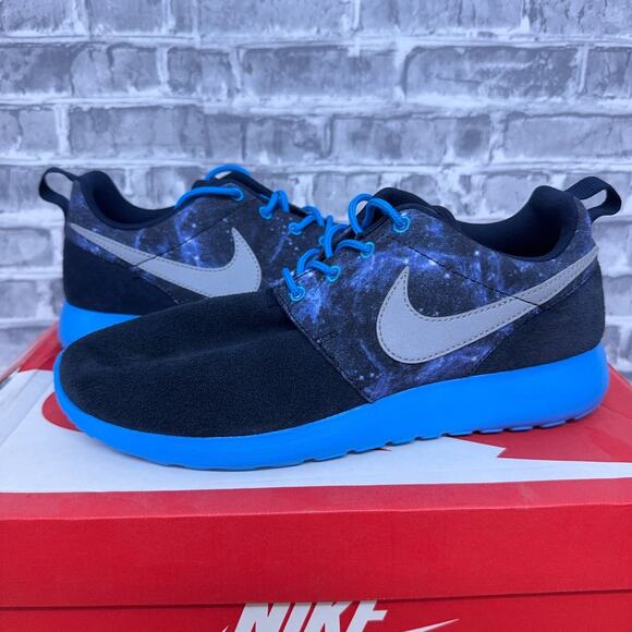 Nike Roshe Run One Obsidian Blue Silver Galaxy 599728-402 Youth Size 6Y New - Picture 1 of 8